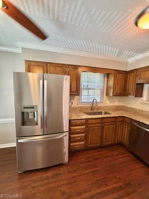 3789 Greenes Crossing Greensboro, NC 27410
