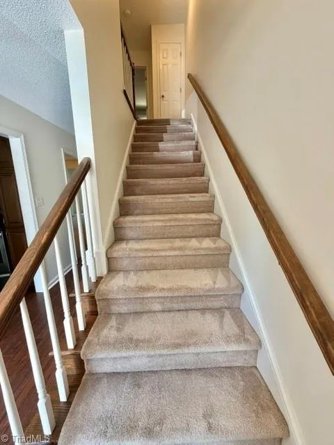 3789 Greenes Crossing Greensboro, NC 27410