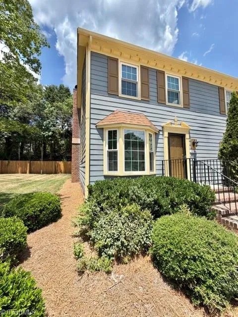 3789 Greenes Crossing Greensboro, NC 27410