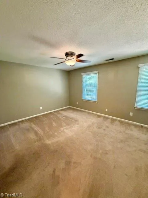3789 Greenes Crossing Greensboro, NC 27410