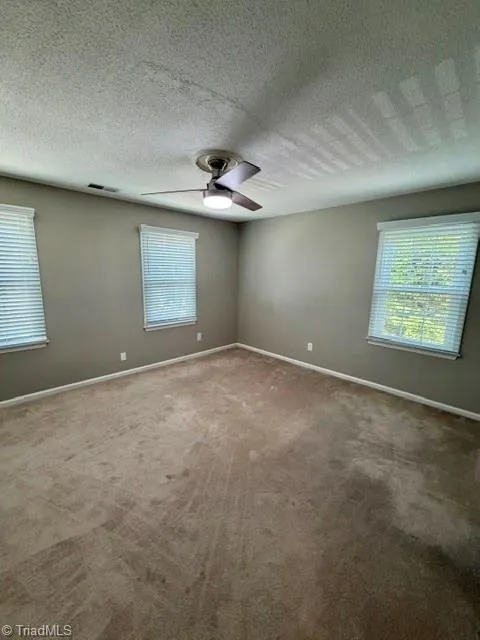 3789 Greenes Crossing Greensboro, NC 27410