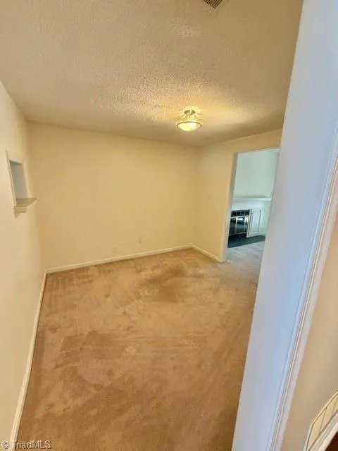 3789 Greenes Crossing Greensboro, NC 27410