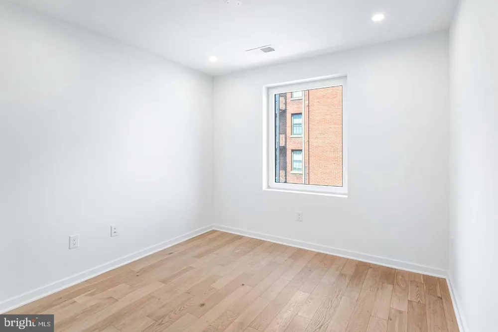 1522 RHODE ISLAND AVENUE NE #304 Washington, DC 20018