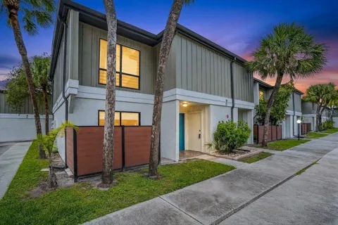 4001 BENEVA ROAD #310