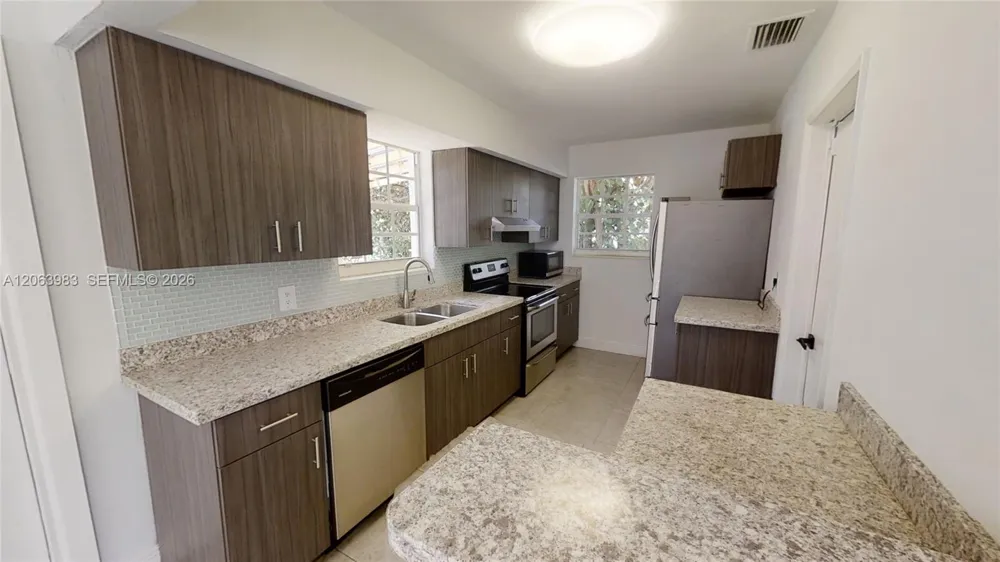 490 NW 90th St #. El Portal, FL 33150