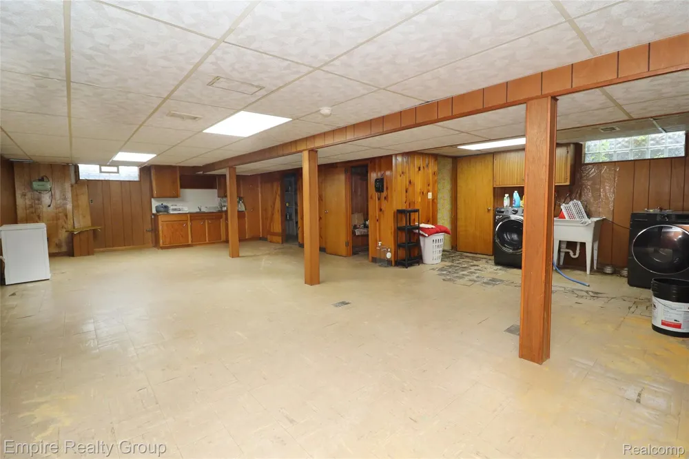 5190 Westlake Street Dearborn Heights City, MI 48125