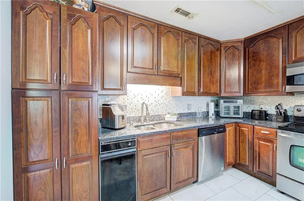272 Mount Vernon Drive Calhoun, GA 30701