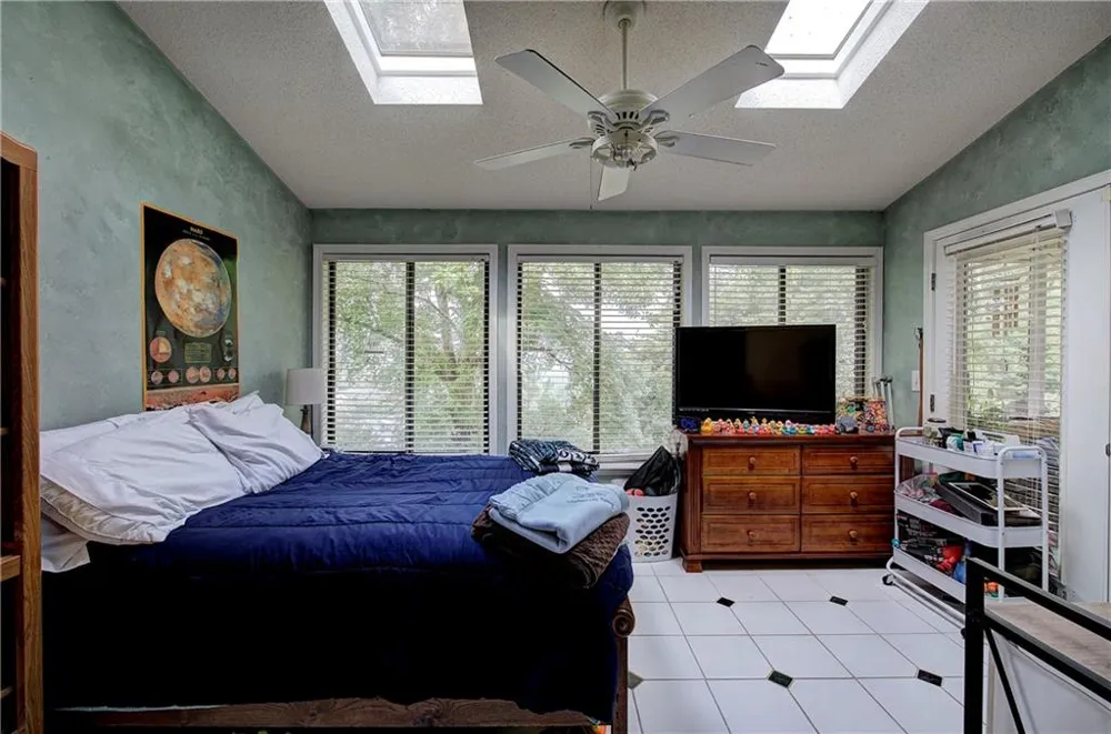 272 Mount Vernon Drive Calhoun, GA 30701