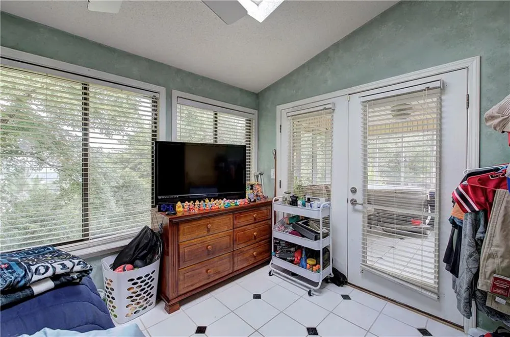 272 Mount Vernon Drive Calhoun, GA 30701