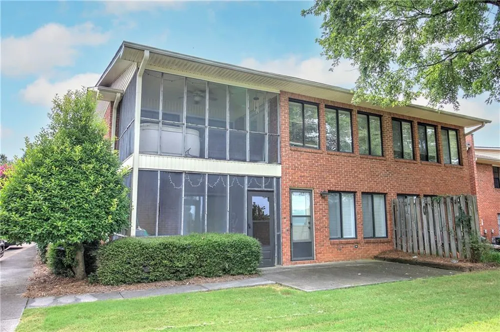 272 Mount Vernon Drive Calhoun, GA 30701