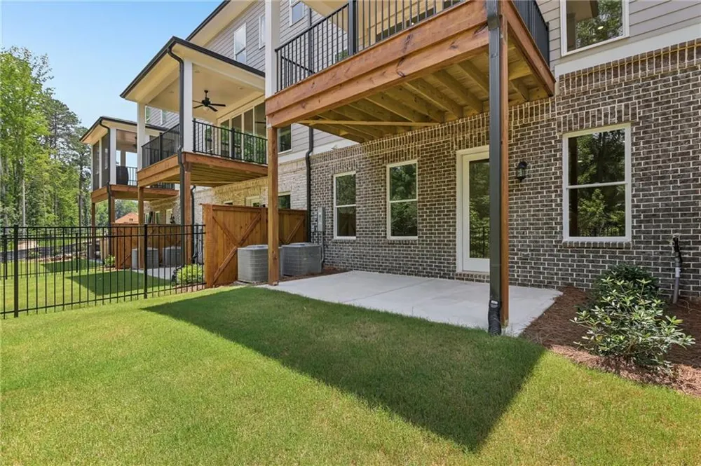 5683 Broad River View #440 Peachtree Corners, GA 30092