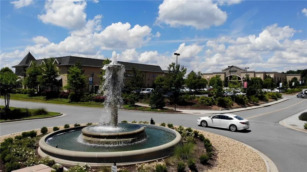 5683 Broad River View #440 Peachtree Corners, GA 30092