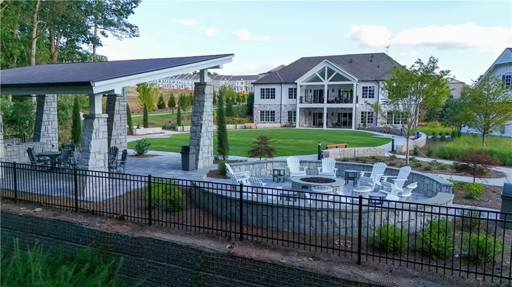 5683 Broad River View #440 Peachtree Corners, GA 30092