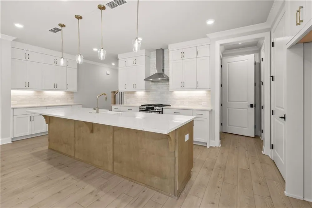 5683 Broad River View #440 Peachtree Corners, GA 30092