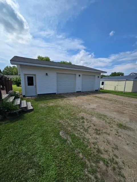 417 5th Avenue SE Baudette, MN 56623