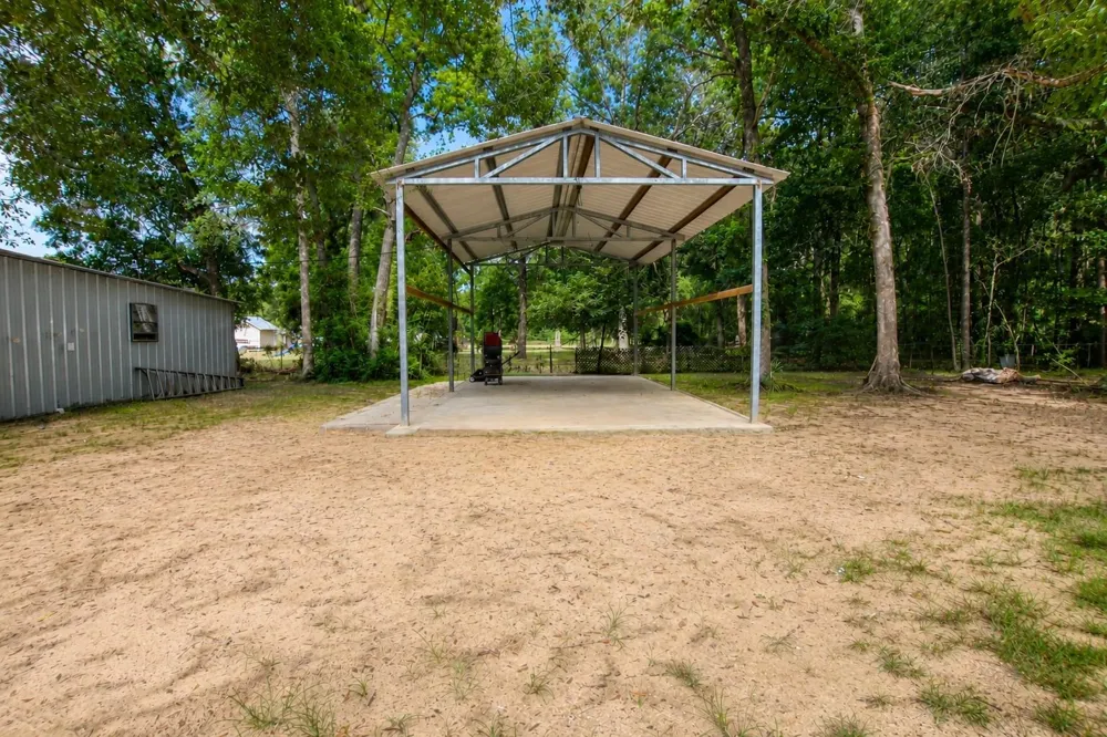 112 Lone Pine Drive Huffman, TX 77336