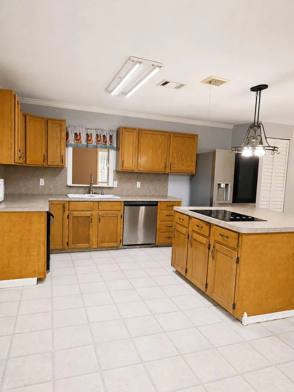 112 Lone Pine Drive Huffman, TX 77336
