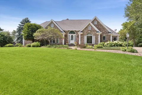 8133 Ridgeview Road
