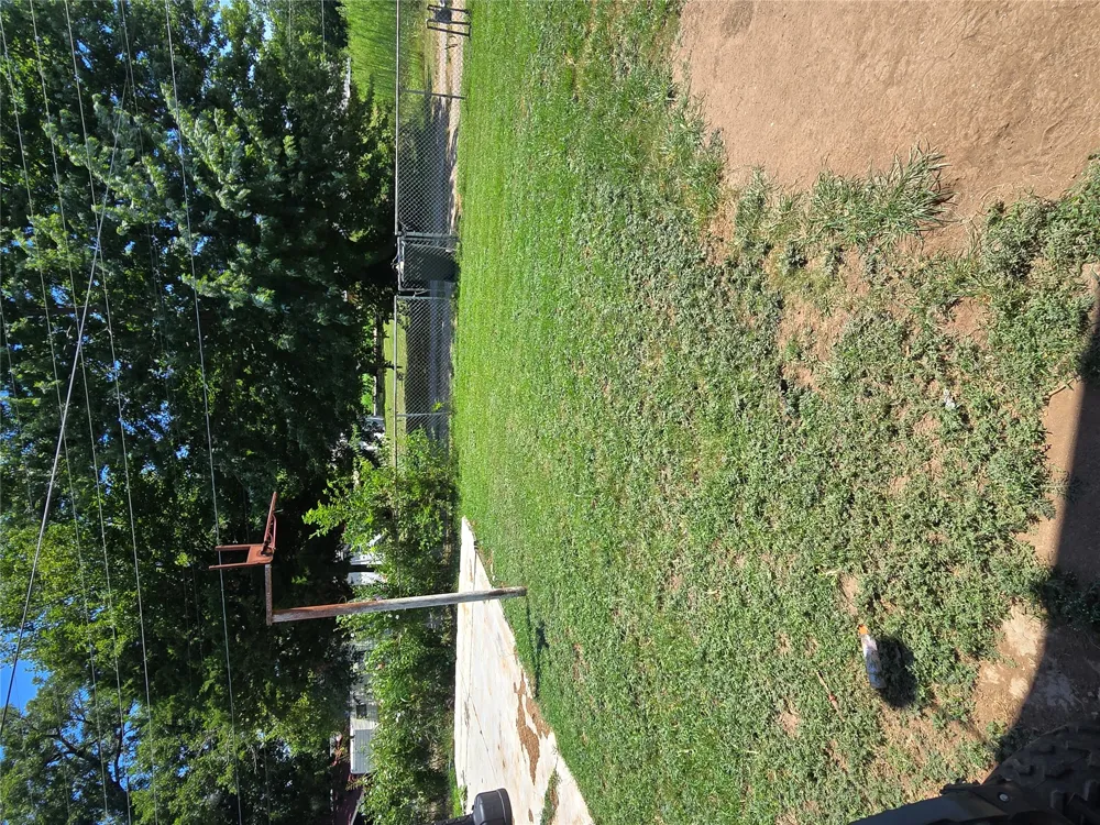 306 2nd Street Fairfax, OK 74637