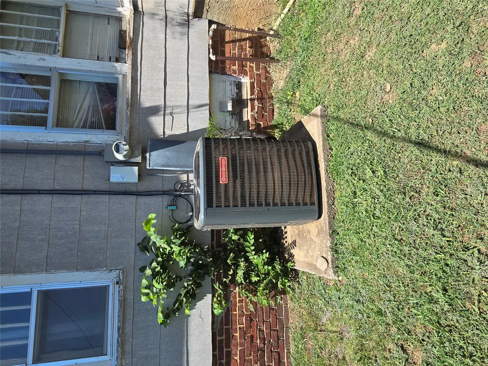 306 2nd Street Fairfax, OK 74637