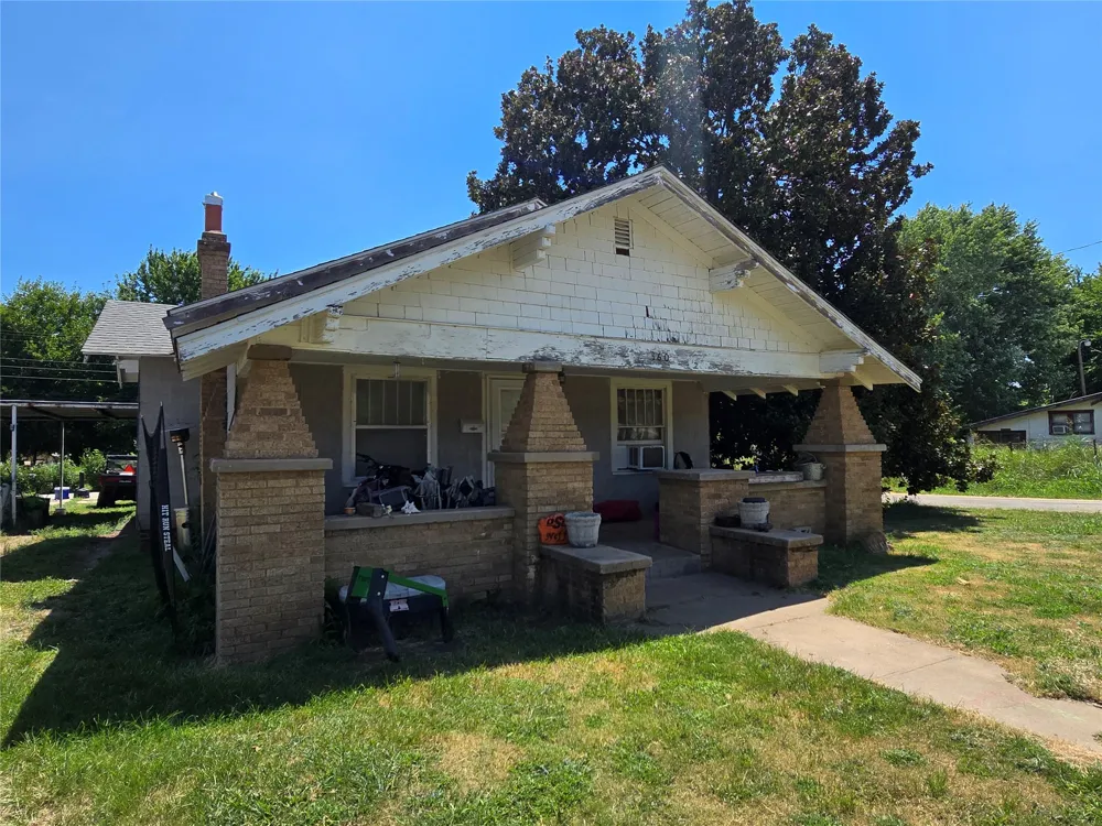 306 2nd Street Fairfax, OK 74637