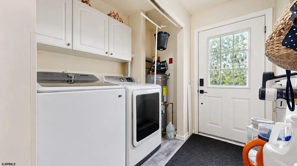 1207 10th Ave Dorothy, NJ 08317