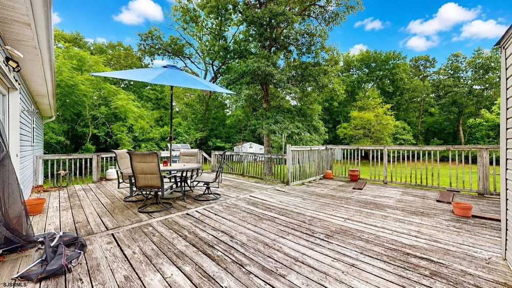1207 10th Ave Dorothy, NJ 08317