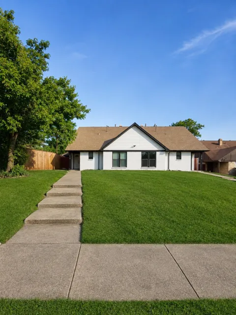 7618 Thistle Lane