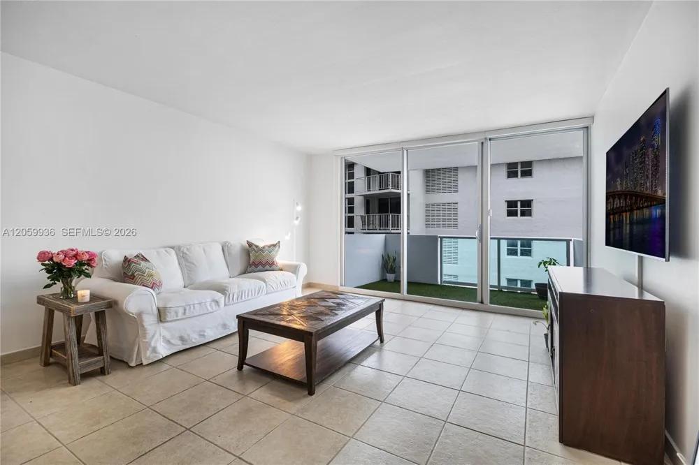 1200 West Ave #1419 Miami Beach, FL 33139