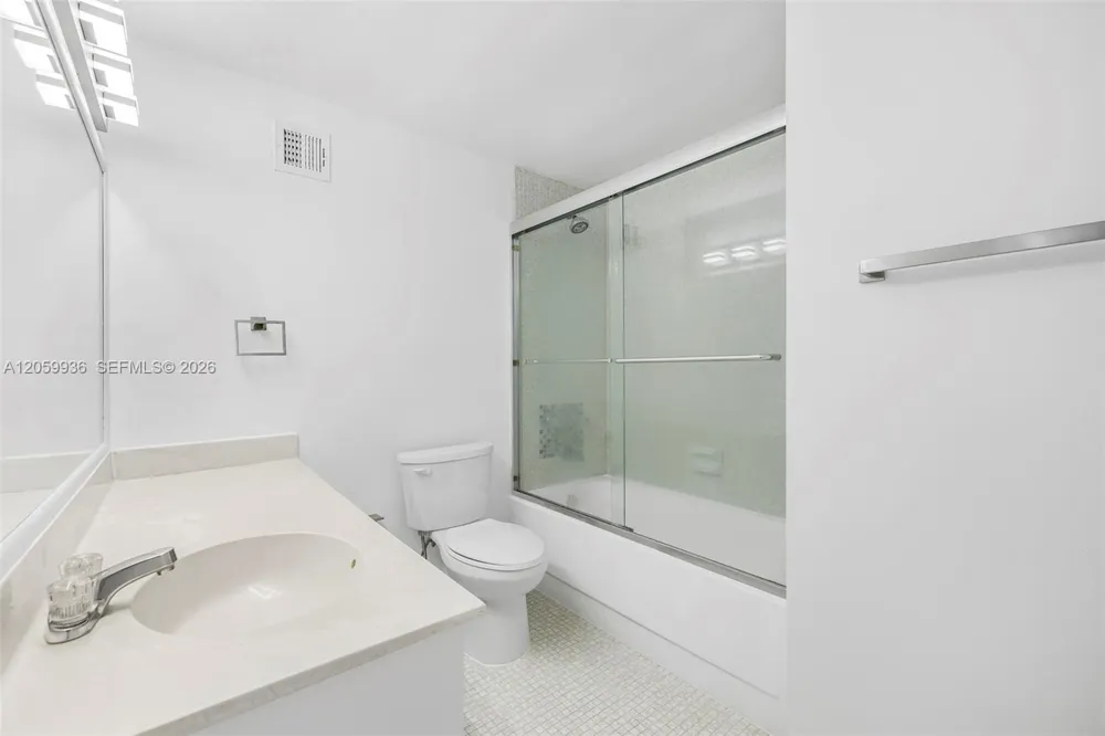 1200 West Ave #1419 Miami Beach, FL 33139