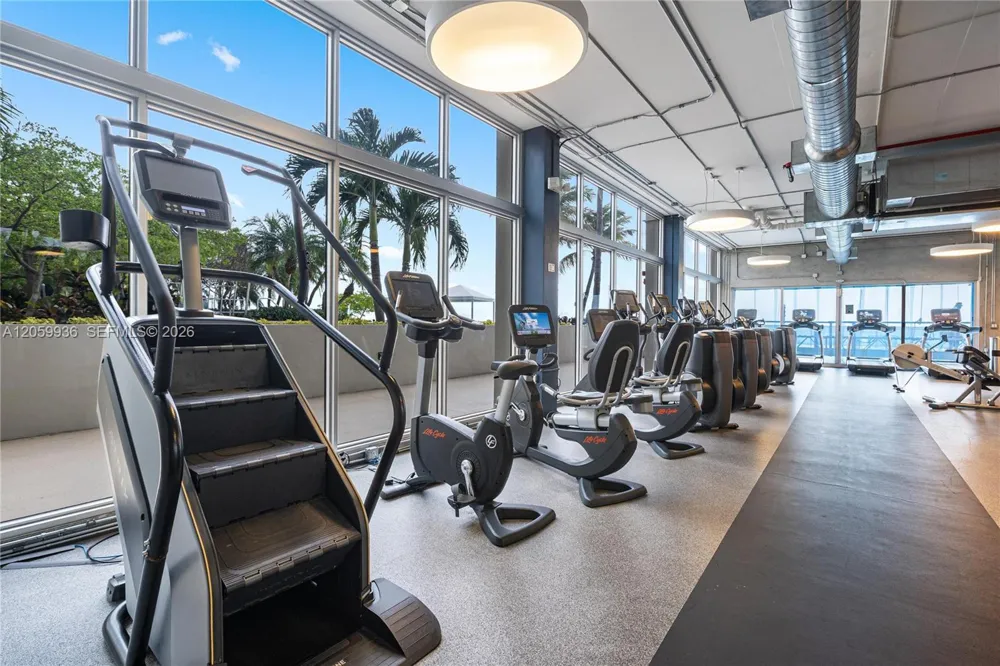 1200 West Ave #1419 Miami Beach, FL 33139