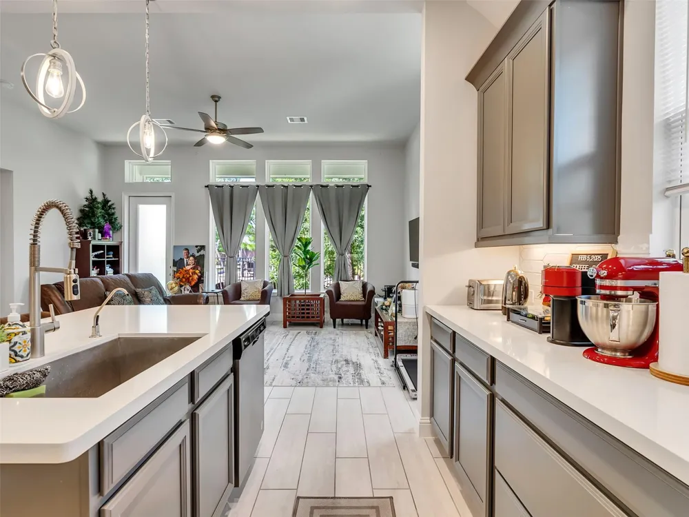 7318 Honey Creek Lane Porter, TX 77365