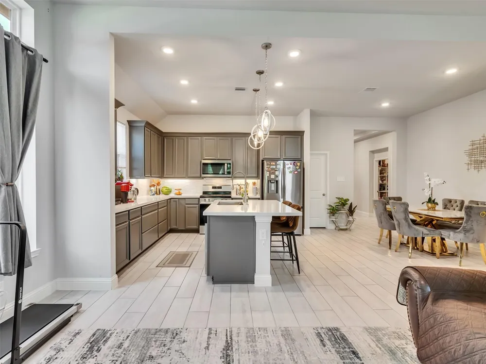 7318 Honey Creek Lane Porter, TX 77365