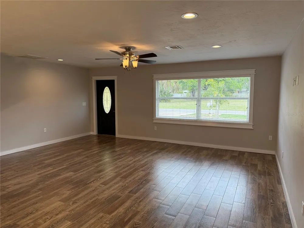 98 DADE AVENUE Sarasota, FL 34232