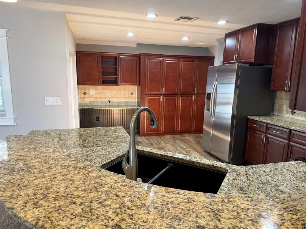 98 DADE AVENUE Sarasota, FL 34232
