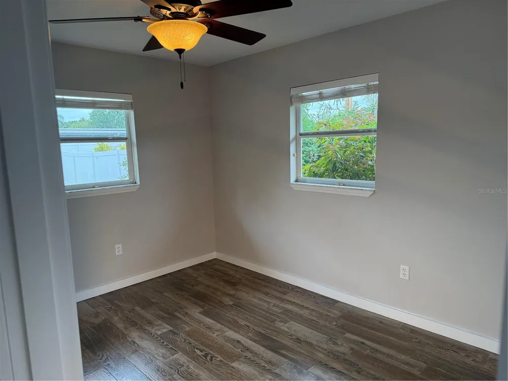 98 DADE AVENUE Sarasota, FL 34232