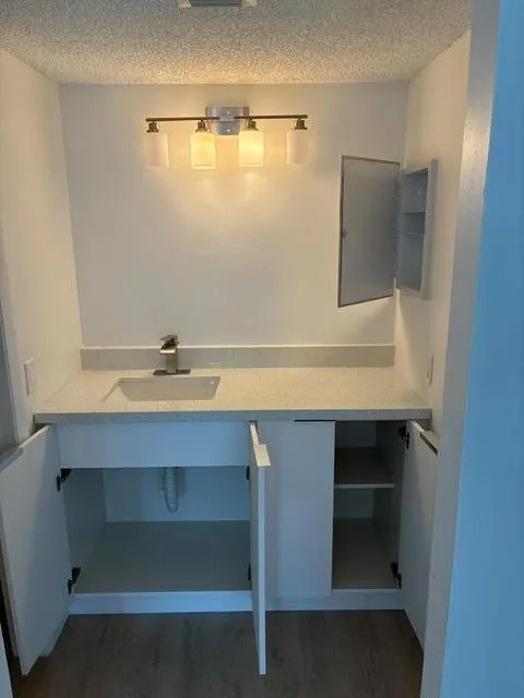10401 W Broward Boulevard #405 Plantation, FL 33324