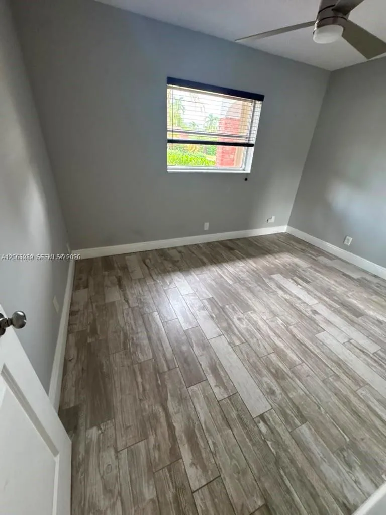 2020 NE 33rd St #2020 Lighthouse Point, FL 33064