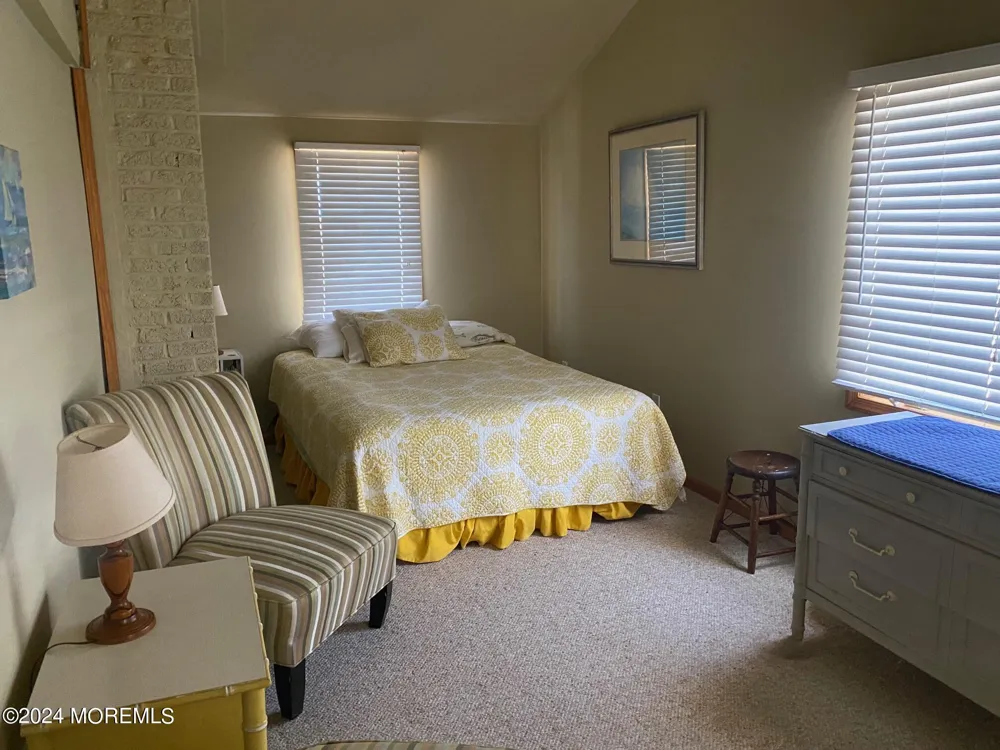 29 Julia Drive Manahawkin, NJ 08050