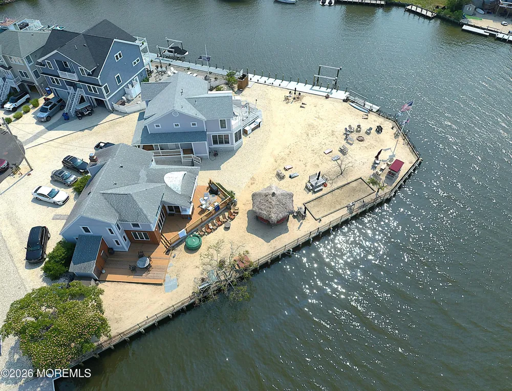 29 Julia Drive Manahawkin, NJ 08050