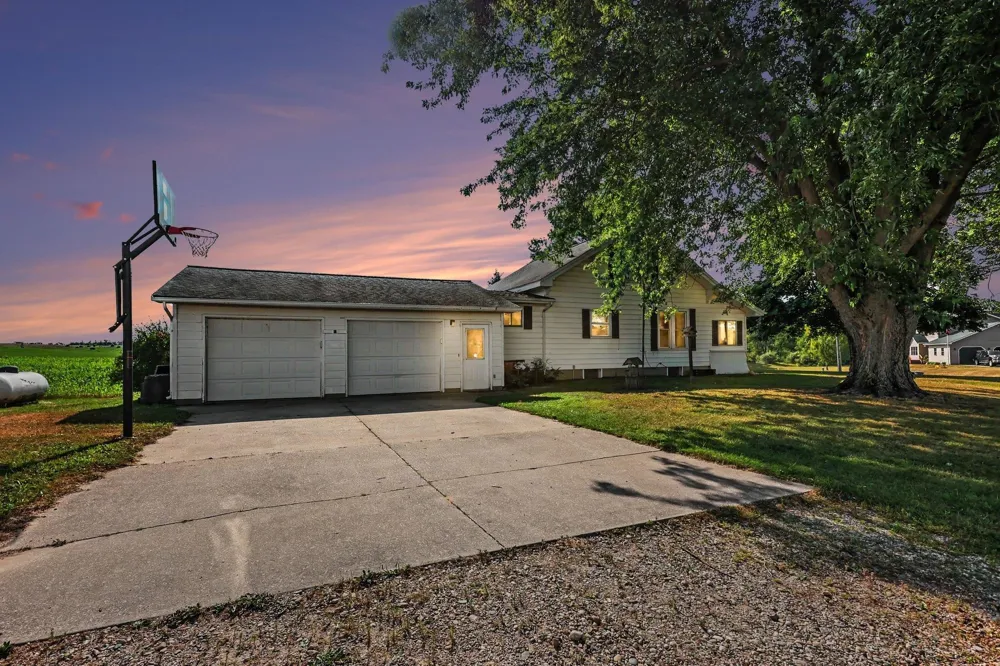 7114 1 Mile Road Hinton Township, MI 48850