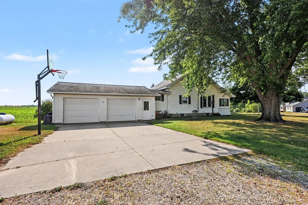 7114 1 Mile Road Hinton Township, MI 48850