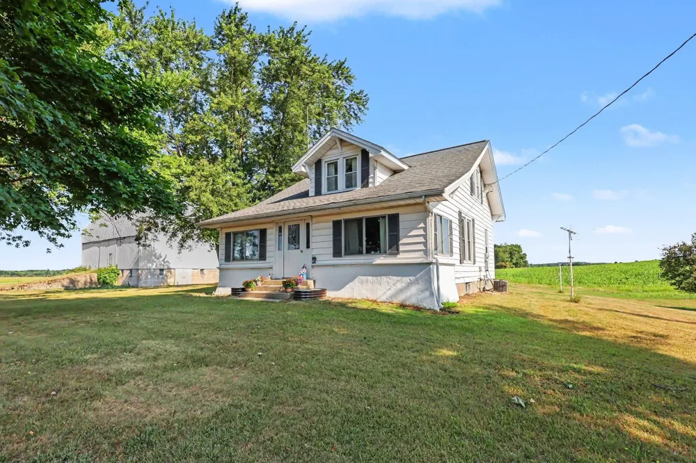 7114 1 Mile Road Hinton Township, MI 48850