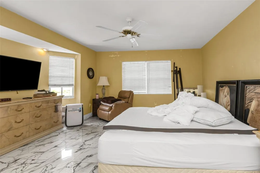 30048 OAK ROAD Punta Gorda, FL 33982