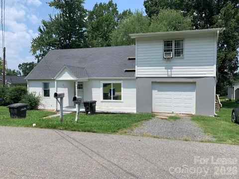 1719 E Cloaninger Avenue #Apt B