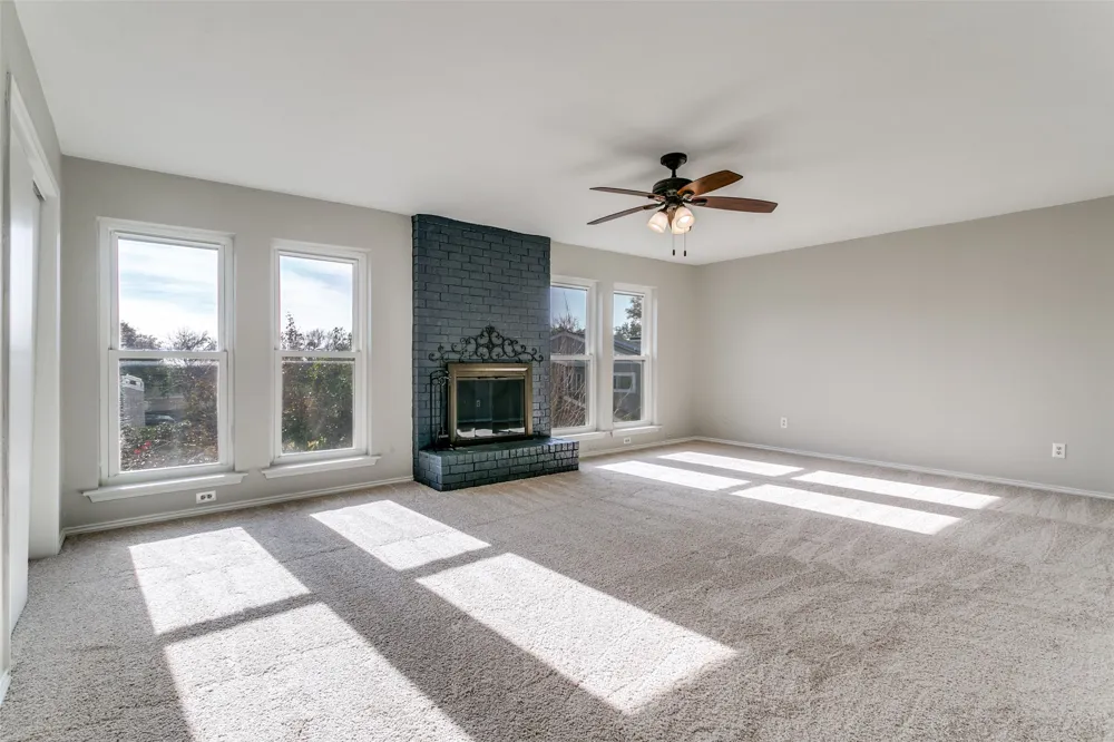 2112 MistyMeadow Court Carrollton, TX 75006