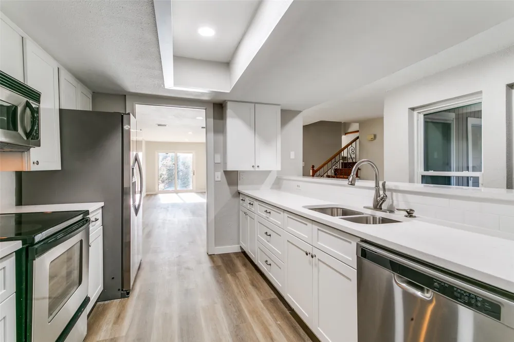 2112 MistyMeadow Court Carrollton, TX 75006