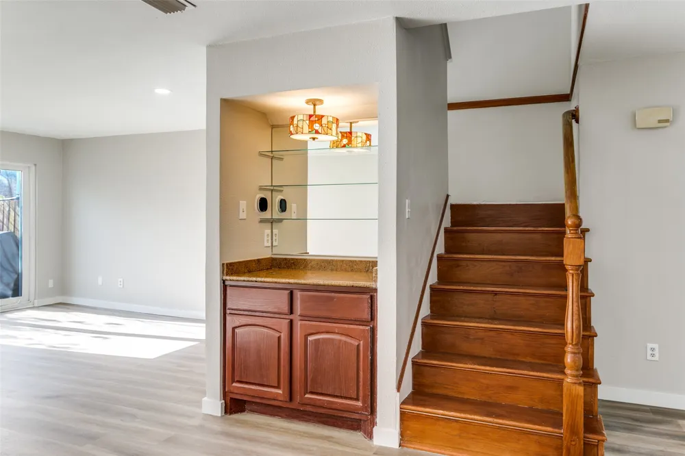 2112 MistyMeadow Court Carrollton, TX 75006