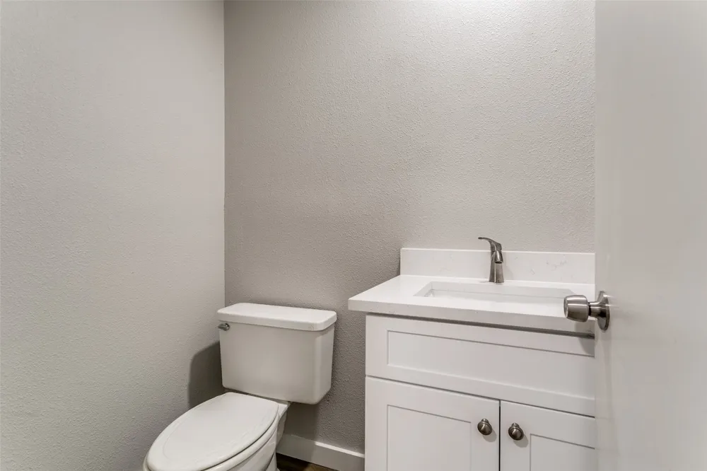 2112 MistyMeadow Court Carrollton, TX 75006