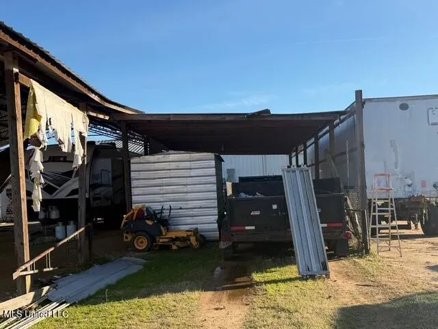 Raymond Road Jackson, MS 39212